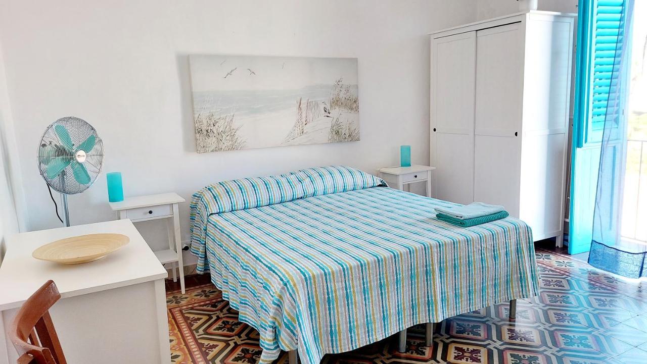 Casa Blue Windows P1 Lägenhet Favignana Exteriör bild
